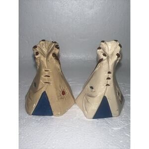 Vintage Ceramic INDIAN TEPEE BUFFALO BILL LOOKOUT MT CO Salt Pepper Shaker 1946